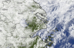 <b>下雨了!夜里雨势加大!明天出行需留意</b>